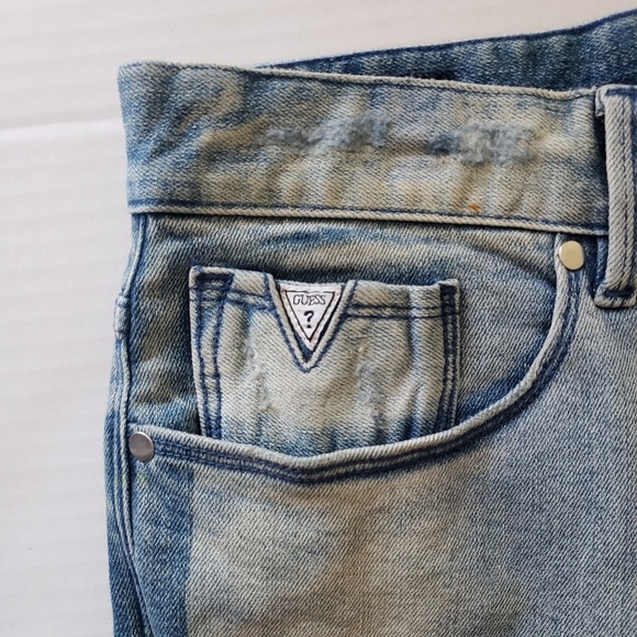 NWT GUESS Slim Fit Deconstructed Denim Shorts 32 - Picture 6 of 7